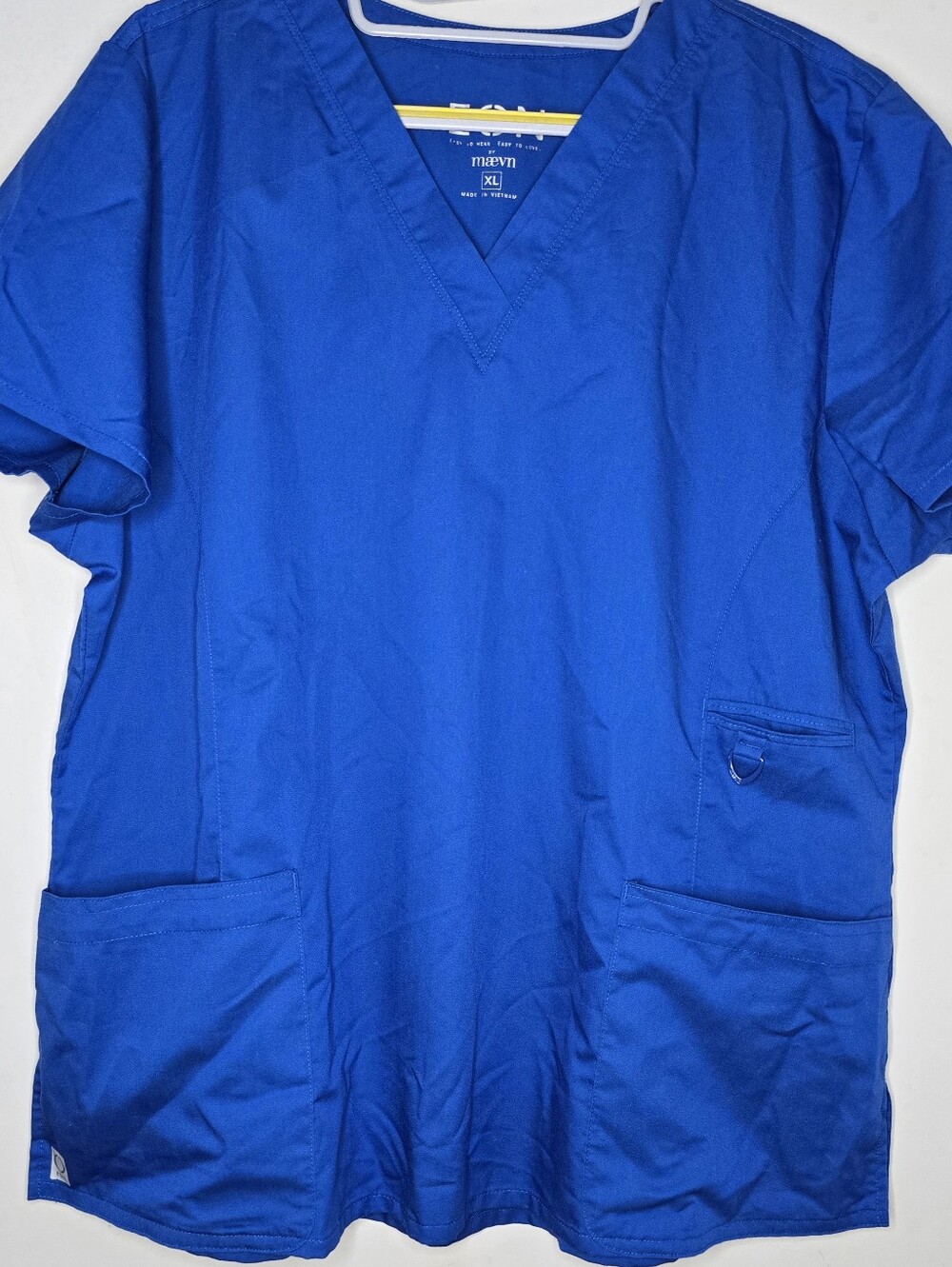 Maevn EON Women’s Scrub Top XL Royal Blue V-Neck Coolmax Multi-Pocket Medical